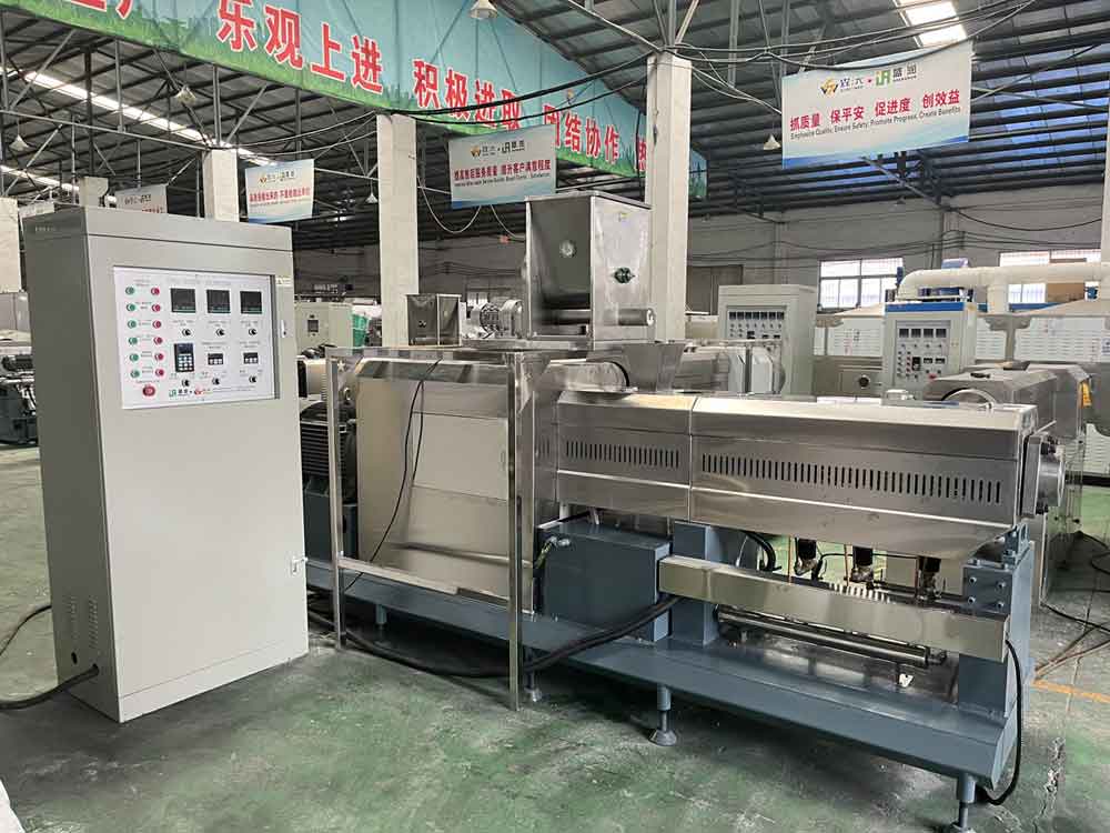 bicolor snack extruder.jpg