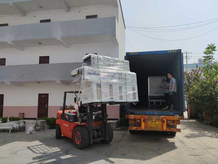 dog food  making machine.jpg